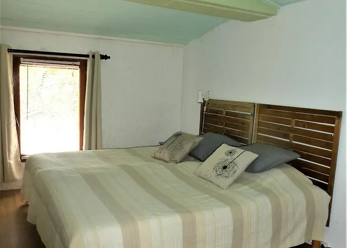 Holiday home Le Pre De La Chaumette Pierrevert